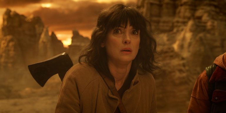 News TV series: Hulu orders X-Files pilot; Winona Ryder in Wednesday