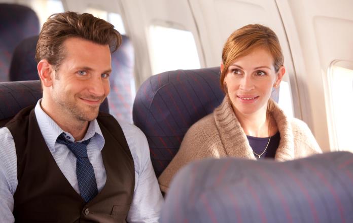 Appointment with love, Bradley Cooper and Julia Roberts for romantic comedy on La5