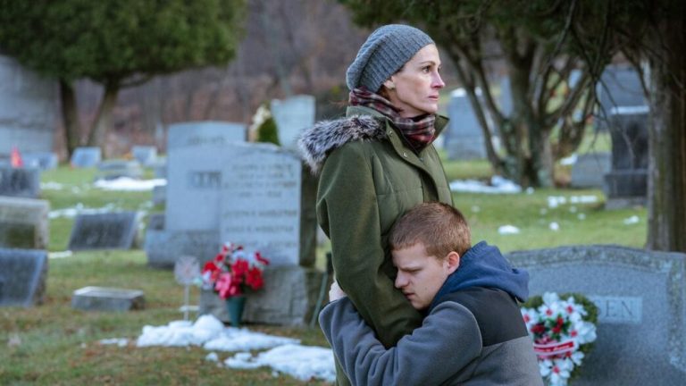 Ben is Back the plot of the film tonight on Rai 5