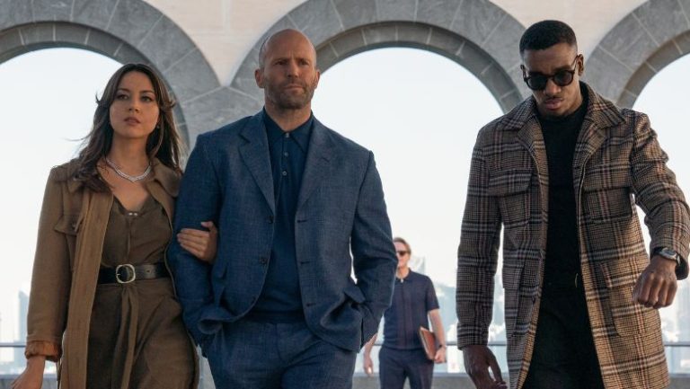 Operation Fortune, the right thing at the wrong time – Review of the movie on Tv8