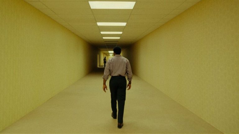 Backrooms is a bit too internetty – The review