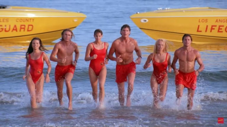 Baywatch remastered and the Greek The Beach, in the mornings of Rai 2 you go to the sea