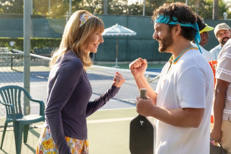 The Dink – Mago del pickleball, la comedy con Jake Johnson su Apple TV