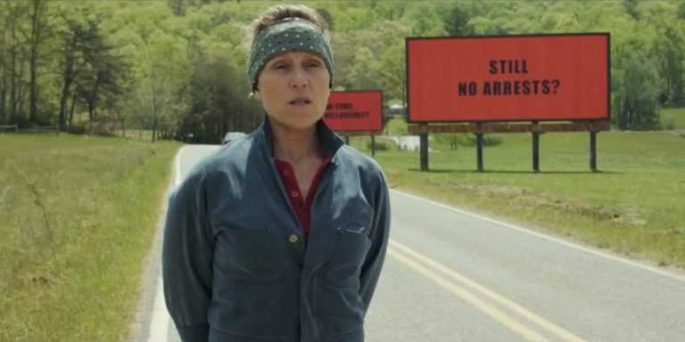Three Manifesti in Ebbing, Missouri The plot of the film tonight on La7