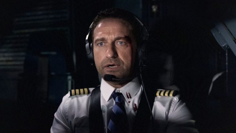 The Plane, the film review on Italy 1 not recommended to those who are afraid to fly